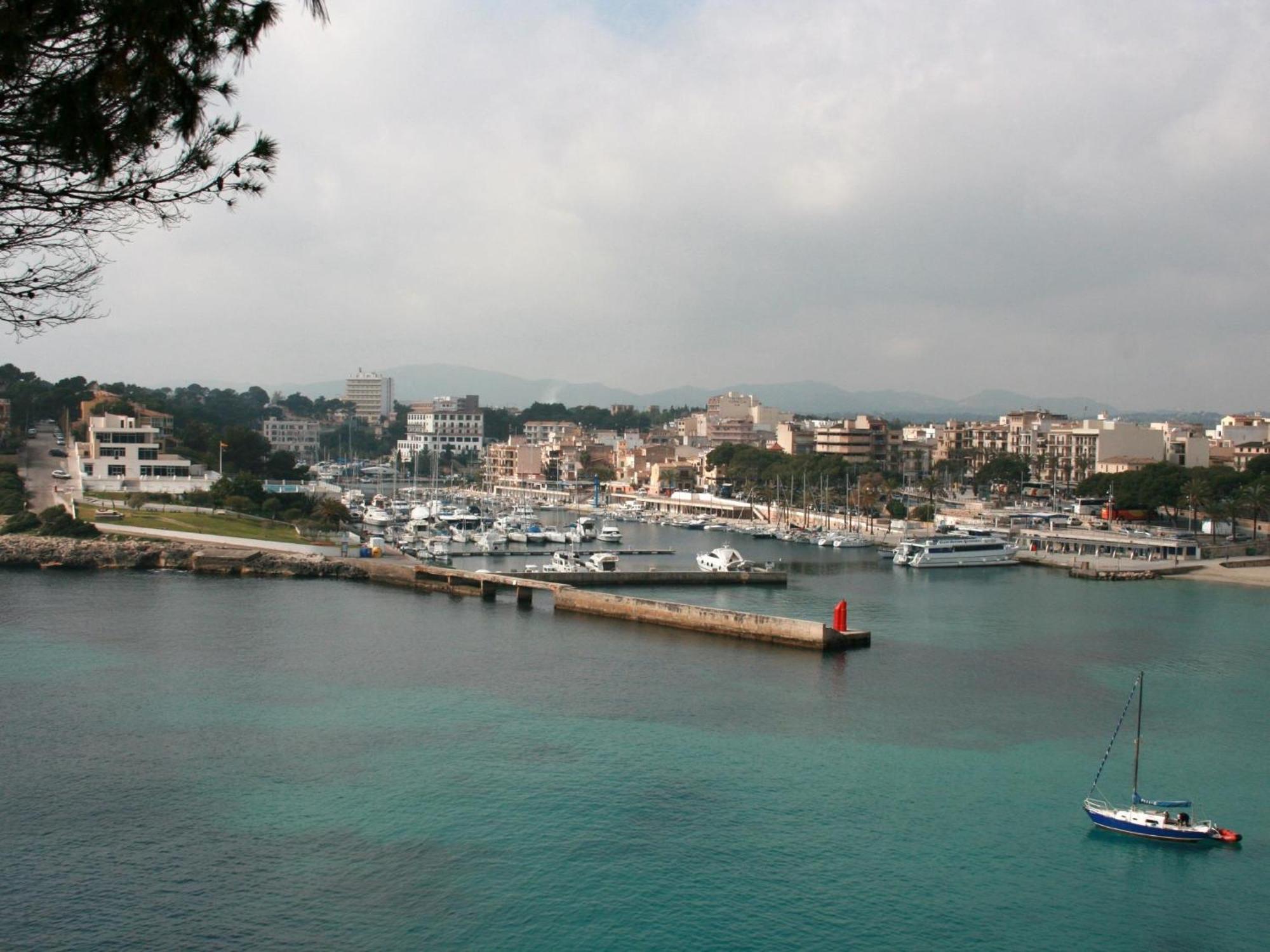 Marina I *